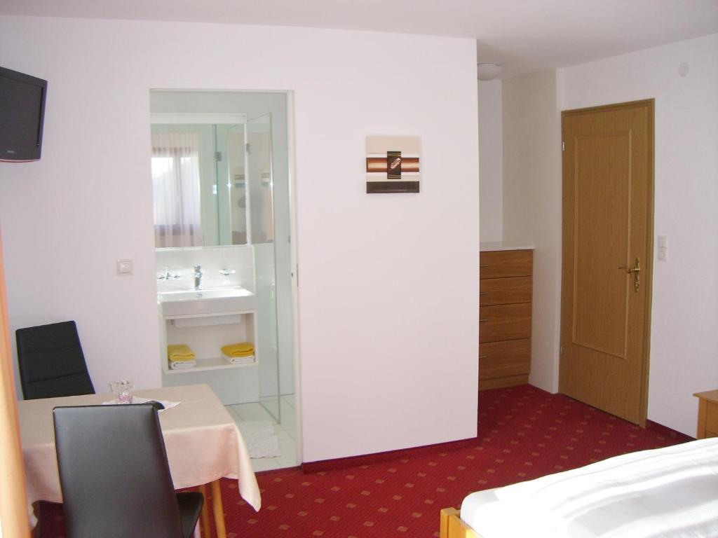 Haus Helga Apartment Brand  Phòng bức ảnh